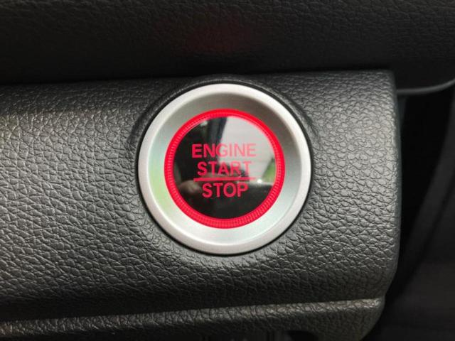 シビック ヒョウジュン 保証書/社外 SDナビ/ホンダセンシング/シートヒーター 前席/シート 合皮/ヘッドランプ LED/ETC/EBD付ABS/横滑り防止装置/アイドリングストップ/バックモニター/フルセグTV(28枚目)