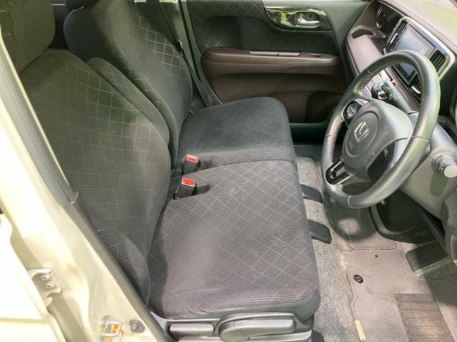 Ｎ－ＯＮＥ プレミアム・Ｌパッケージ２トーンカラースタイル　保証書／純正　ＳＤナビ／Ｂｌｕｅｔｏｏｔｈ接続／ＥＴＣ／ＥＢＤ付ＡＢＳ／横滑り防止装置／アイドリングストップ／フルセグＴＶ／エアバッグ　運転席／エアバッグ　助手席／アルミホイール　純正　１４インチ（4枚目）