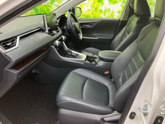 ＲＡＶ４ ４ＷＤハイブリッドＧ　保証書／ディスプレイオーディオ９インチ／トヨタセーフティセンス／シートヒーター　前席／全方位モニター／車線逸脱防止支援システム／シート　合皮／電動バックドア／ヘッドランプ　ＬＥＤ　衝突被害軽減システム（6枚目）