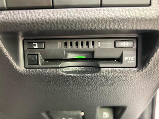 ＲＡＶ４ ４ＷＤハイブリッドＧ　保証書／ディスプレイオーディオ９インチ／トヨタセーフティセンス／シートヒーター　前席／全方位モニター／車線逸脱防止支援システム／シート　合皮／電動バックドア／ヘッドランプ　ＬＥＤ　衝突被害軽減システム（18枚目）