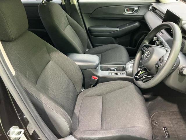 ヴェゼル eHEV X 新品タイヤ/保証書/純正 8インチ SDナビ/ホンダセンシング/車線逸脱防止支援システム/パーキングアシスト バックガイド/ドライブレコーダー 前後/ヘッドランプ LED/USBジャック ドラレコ(4枚目)