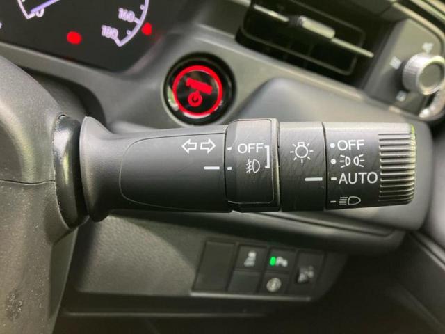 ヴェゼル eHEV X 新品タイヤ/保証書/純正 8インチ SDナビ/ホンダセンシング/車線逸脱防止支援システム/パーキングアシスト バックガイド/ドライブレコーダー 前後/ヘッドランプ LED/USBジャック ドラレコ(16枚目)
