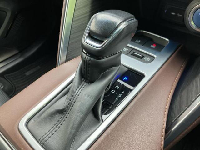 ハリアーハイブリッド 4WD Zレザーパッケージ モデリスタエアロ/JBL/保証書/ディスプレイオーディオ+ナビ12.3インチ/デジタルインナーミラー/トヨタセーフティセンス/シートヒーター/パノラミックビューモニター 衝突被害軽減システム 4WD(18枚目)