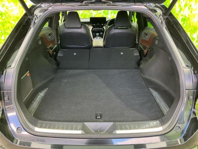 ハリアーハイブリッド 4WD Zレザーパッケージ モデリスタエアロ/JBL/保証書/ディスプレイオーディオ+ナビ12.3インチ/デジタルインナーミラー/トヨタセーフティセンス/シートヒーター/パノラミックビューモニター 衝突被害軽減システム 4WD(19枚目)