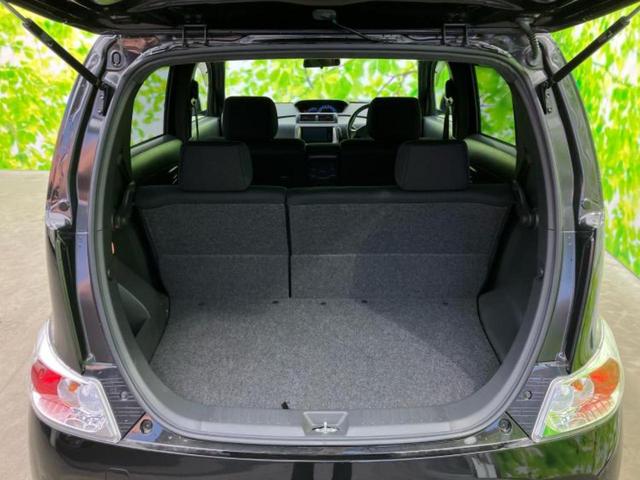 bB Sエアロパッケージ 保証書/純正 SDナビ/ヘッドランプ HID/ETC/EBD付ABS/バックモニター/ワンセグTV/エアバッグ 運転席/エアバッグ 助手席/アルミホイール 純正 15インチ/パワーウインドウ(8枚目)