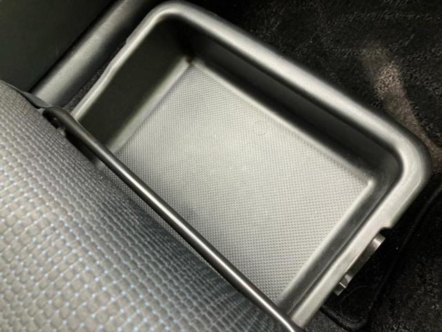 bB Sエアロパッケージ 保証書/純正 SDナビ/ヘッドランプ HID/ETC/EBD付ABS/バックモニター/ワンセグTV/エアバッグ 運転席/エアバッグ 助手席/アルミホイール 純正 15インチ/パワーウインドウ(33枚目)