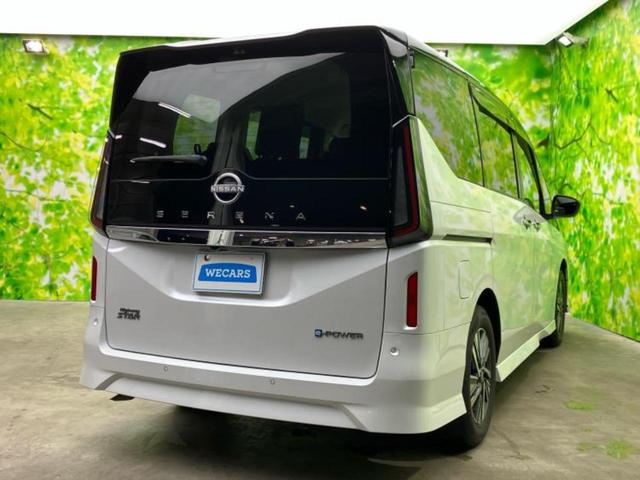 セレナ eパワーハイウェイスターV 新品タイヤ/保証書/純正 10インチ SDナビ/フリップダウンモニター 純正 12.8インチ/インテリジェントルームミラー/衝突安全装置/両側電動スライドドア/アラウンドビューモニター 全周囲カメラ(3枚目)