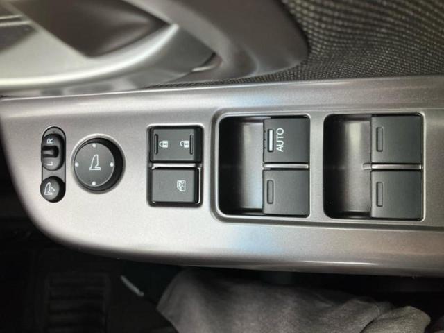 フリード Ｇ　新品タイヤ／純正　９インチ　ＳＤナビ／フリップダウンモニター　社外　１０．２インチ／ホンダセンシング／両側電動スライドドア／シートヒーター　前席／ドライブレコーダー　前後／ヘッドランプ　ＬＥＤ　ＥＴＣ（30枚目）