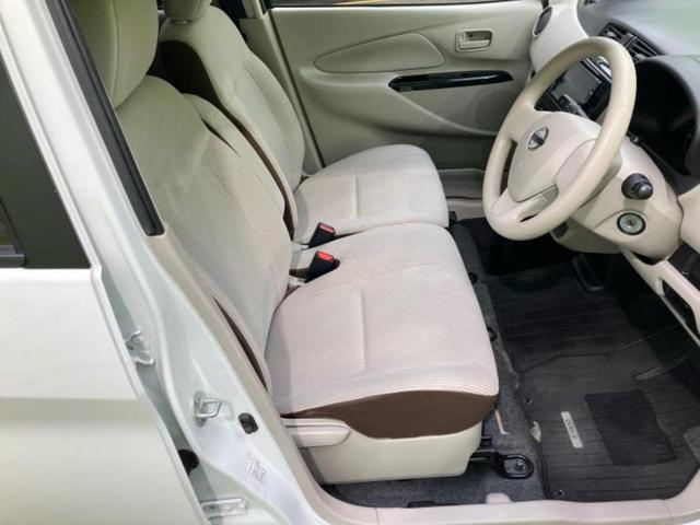 デイズ J 新品タイヤ/純正 SDナビ/エマージェンシーブレーキ/Bluetooth接続/EBD付ABS/横滑り防止装置/フルセグTV/エアバッグ 運転席/エアバッグ 助手席/パワーウインドウ/キーレスエントリー(4枚目)