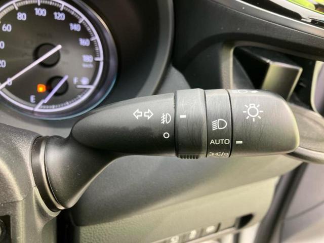 ハリアー Ｚ　新品タイヤ／純正エアロ／ＪＢＬ／保証書／純正　１１．６インチ　ＳＤナビ／デジタルインナーミラー／衝突安全装置／パノラミックビューモニター／車線逸脱防止支援システム／シート　ハーフレザー／電動バックドア（16枚目）