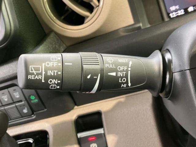 Ｎ－ＢＯＸジョイ ターボ２トーン　保証書／純正　８インチ　ナビ／ホンダセンシング／両側電動スライドドア／シートヒーター　前席／車線逸脱防止支援システム／登録済未使用車／ヘッドランプ　ＬＥＤ／Ｂｌｕｅｔｏｏｔｈ接続／ＥＢＤ付ＡＢＳ（17枚目）