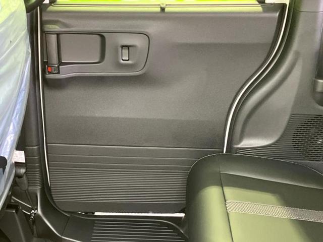 Ｎ－ＢＯＸカスタム ターボコーディネートスタイル２トーン　保証書／純正　９インチ　ナビ／ホンダセンシング／両側電動スライドドア／シートヒーター　前席／マルチビューカメラシステム／車線逸脱防止支援システム／登録済未使用車／ヘッドランプ　ＬＥＤ　禁煙車（21枚目）