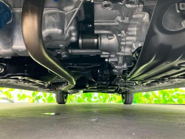 Ｎ－ＢＯＸカスタム ターボコーディネートスタイル２トーン　保証書／純正　９インチ　ナビ／ホンダセンシング／両側電動スライドドア／シートヒーター　前席／マルチビューカメラシステム／車線逸脱防止支援システム／登録済未使用車／ヘッドランプ　ＬＥＤ　禁煙車（42枚目）