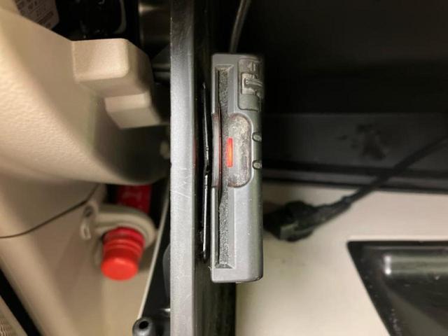 ＮＶ１００クリッパーリオ Ｇ　新品タイヤ／純正　ＳＤナビ／エマージェンシーブレーキ／両側電動スライドドア／シートヒーター　運転席／オートステップ／ヘッドランプ　ＨＩＤ／ＵＳＢジャック／Ｂｌｕｅｔｏｏｔｈ接続／ＥＢＤ付ＡＢＳ（17枚目）