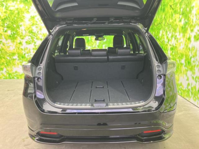 ハリアー プレミアム　純正エアロ／保証書／純正　９インチ　ＳＤナビ／トヨタセーフティセンス／車線逸脱防止支援システム／シート　ハーフレザー／電動バックドア／ヘッドランプ　ＬＥＤ／Ｂｌｕｅｔｏｏｔｈ接続／ＥＴＣ　フルエアロ（8枚目）