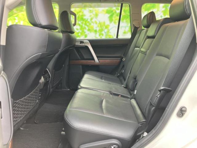 ランドクルーザープラド ４ＷＤ　ＴＸ　Ｌパッケージマットブラックエディション　新品タイヤ／サンルーフ／保証書／社外　９インチ　ＳＤナビ／トヨタセーフティセンス／シートヒーター／車線逸脱防止支援システム／シート　合皮／ヘッドランプ　ＬＥＤ／Ｂｌｕｅｔｏｏｔｈ接続／ＥＴＣ　４ＷＤ（8枚目）