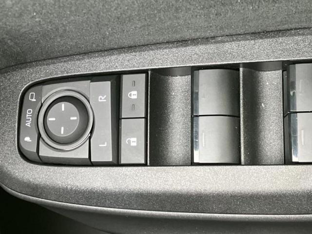 ヤリス G ディスプレイオーディオ+ナビ8インチ/トヨタセーフティセンス/パノラミックビューモニター/車線逸脱防止支援システム/ヘッドランプ LED/USBジャック/Bluetooth接続 衝突被害軽減システム(29枚目)