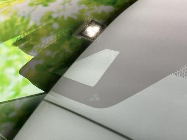 ハリアーハイブリッド Ｚレザーパッケージ　新品タイヤ／調光パノラマルーフ／モデリスタエアロ／ＪＢＬ／ディスプレイオーディオ＋ナビ１２．３インチ／デジタルインナーミラー／トヨタセーフティセンス／エアーシート　前席　革シート　衝突被害軽減システム（43枚目）