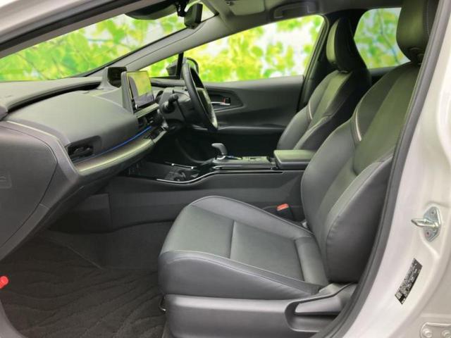 プリウス Ｚ　新品タイヤ／ディスプレイオーディオ＋ナビ１２．３インチ／デジタルインナーミラー／トヨタセーフティセンス／シートヒーター／全方位モニター／車線逸脱防止支援システム／シート　合皮／電動バックドア（6枚目）