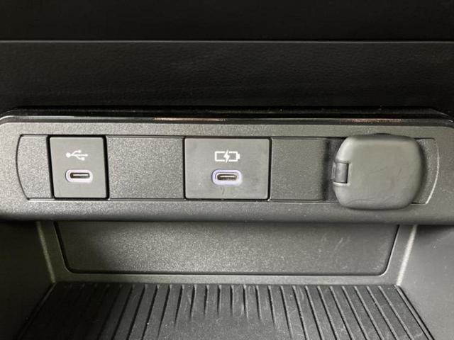 プリウス Ｚ　新品タイヤ／ディスプレイオーディオ＋ナビ１２．３インチ／デジタルインナーミラー／トヨタセーフティセンス／シートヒーター／全方位モニター／車線逸脱防止支援システム／シート　合皮／電動バックドア（31枚目）