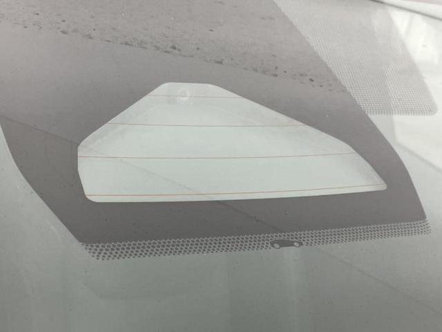 プリウス Ｚ　新品タイヤ／ディスプレイオーディオ＋ナビ１２．３インチ／デジタルインナーミラー／トヨタセーフティセンス／シートヒーター／全方位モニター／車線逸脱防止支援システム／シート　合皮／電動バックドア（42枚目）