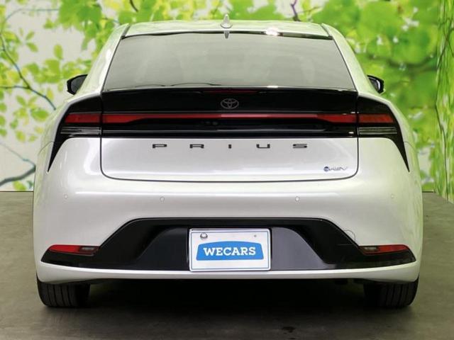 プリウス Ｚ　新品タイヤ／ディスプレイオーディオ＋ナビ１２．３インチ／デジタルインナーミラー／トヨタセーフティセンス／シートヒーター／全方位モニター／車線逸脱防止支援システム／シート　合皮／電動バックドア（44枚目）