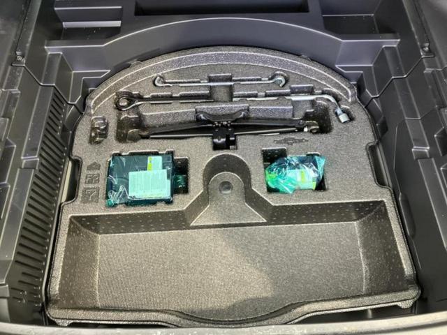 ハリアーハイブリッド Ｚレザーパッケージ　新品タイヤ／純正エアロ／ＪＢＬ／保証書／ディスプレイオーディオ＋ナビ／デジタルインナーミラー／衝突安全装置／シートヒーター／車線逸脱防止支援システム／シート　合皮／電動バックドア　衝突被害軽減システム（25枚目）