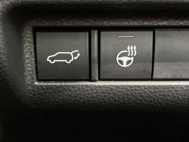 ハリアーハイブリッド Ｚレザーパッケージ　新品タイヤ／純正エアロ／ＪＢＬ／保証書／ディスプレイオーディオ＋ナビ／デジタルインナーミラー／衝突安全装置／シートヒーター／車線逸脱防止支援システム／シート　合皮／電動バックドア　衝突被害軽減システム（34枚目）