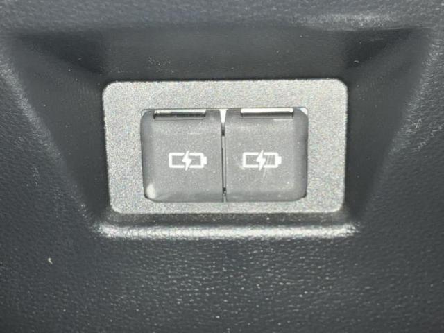 ハリアーハイブリッド Ｚレザーパッケージ　新品タイヤ／純正エアロ／ＪＢＬ／保証書／ディスプレイオーディオ＋ナビ／デジタルインナーミラー／衝突安全装置／シートヒーター／車線逸脱防止支援システム／シート　合皮／電動バックドア　衝突被害軽減システム（40枚目）