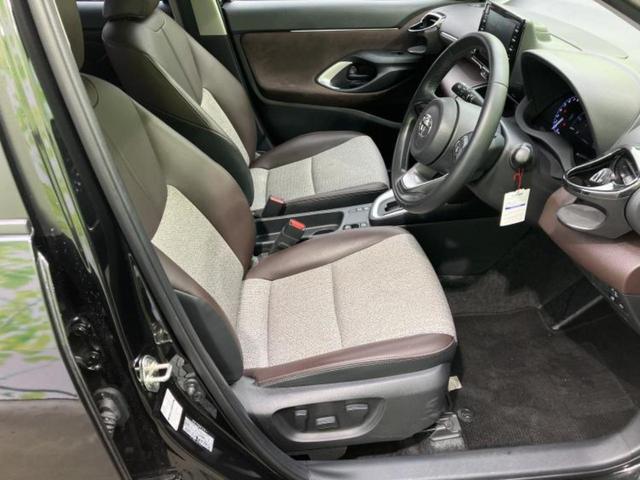 ヤリスクロス Ｚ　保証書／ディスプレイオーディオ／衝突安全装置／シートヒーター　前席／車線逸脱防止支援システム／シート　ハーフレザー／ヘッドランプ　ＬＥＤ／Ｂｌｕｅｔｏｏｔｈ接続／ＥＴＣ２．０／ＥＢＤ付ＡＢＳ（4枚目）