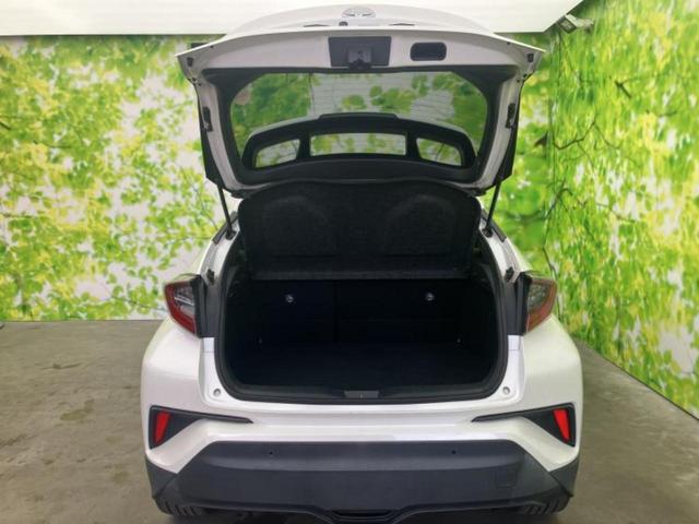C-HR G LEDエディション 保証書/純正 9インチ SDナビ/トヨタセーフティセンス/シートヒーター 前席/車線逸脱防止支援システム/シート ハーフレザー/ヘッドランプ LED/USBジャック/Bluetooth接続/ETC(8枚目)