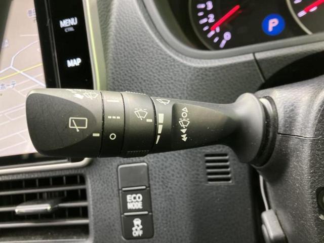 ヴォクシー ＺＳキラメキ３　新品タイヤ／保証書／純正　１０インチ　ＳＤナビ／フリップダウンモニター／衝突安全装置／両側電動スライドドア／車線逸脱防止支援システム／シート　ハーフレザー／ヘッドランプ　ＬＥＤ／ＵＳＢジャック　ＥＴＣ（17枚目）