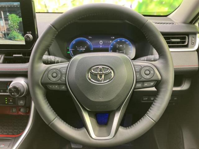 ＲＡＶ４ ４ＷＤハイブリッドアドベンチャーオフロードパッケ２　ディスプレイオーディオ＋ナビ１０．５インチ／デジタルインナーミラー／トヨタセーフティセンス／シートヒーター　前席／車線逸脱防止支援システム／シート　合皮／電動バックドア　衝突被害軽減システム　４ＷＤ（15枚目）