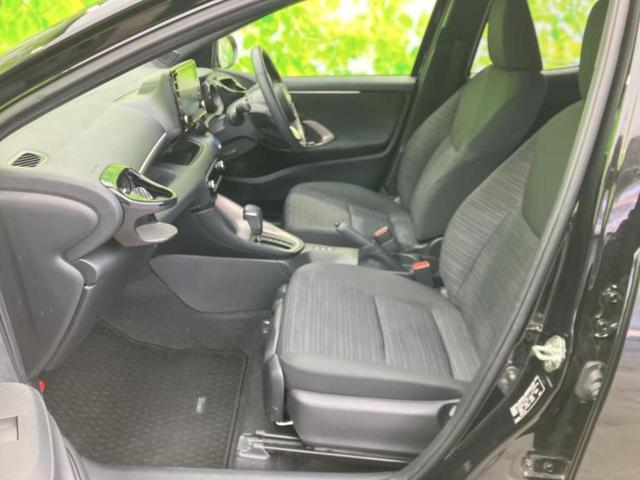 ヤリス ハイブリッドＺ　保証書／ディスプレイオーディオ＋ナビ８インチ／衝突安全装置／シートヒーター／車線逸脱防止支援システム／ドライブレコーダー　前後／ヘッドランプ　ＬＥＤ／ＥＴＣ／ＥＢＤ付ＡＢＳ／横滑り防止装置　ドラレコ（6枚目）