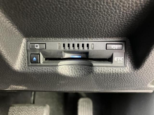 ヤリス ハイブリッドＺ　保証書／ディスプレイオーディオ＋ナビ８インチ／衝突安全装置／シートヒーター／車線逸脱防止支援システム／ドライブレコーダー　前後／ヘッドランプ　ＬＥＤ／ＥＴＣ／ＥＢＤ付ＡＢＳ／横滑り防止装置　ドラレコ（25枚目）