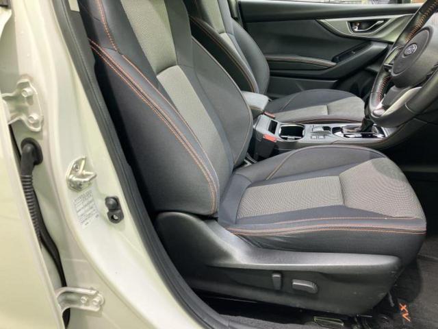 XV 4WD2.0e-Lアイサイト 純正 SDナビ/衝突安全装置/シートヒーター 前席/車線逸脱防止支援システム/ドライブレコーダー 純正/ヘッドランプ LED/ETC/EBD付ABS/横滑り防止装置/アイドリングストップ バックカメラ(4枚目)