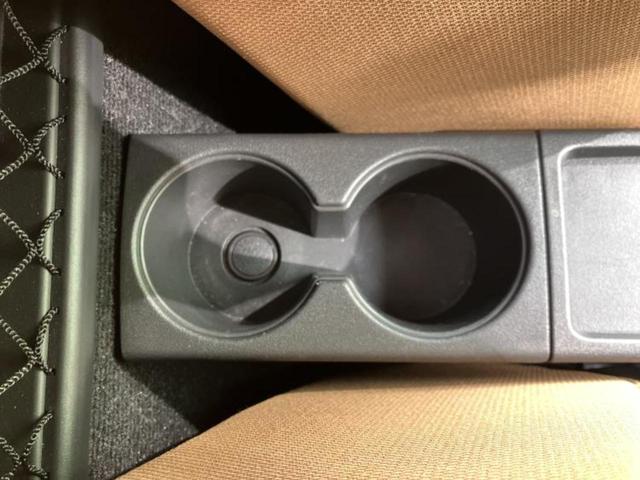 コペン ローブ　保証書／純正　ＳＤナビ／シートヒーター／シート　ハーフレザー／ヘッドランプ　ＬＥＤ／Ｂｌｕｅｔｏｏｔｈ接続／ＥＴＣ／ＥＢＤ付ＡＢＳ／横滑り防止装置／フルセグＴＶ／ＤＶＤ／エアバッグ　運転席　ＤＶＤ再生（27枚目）