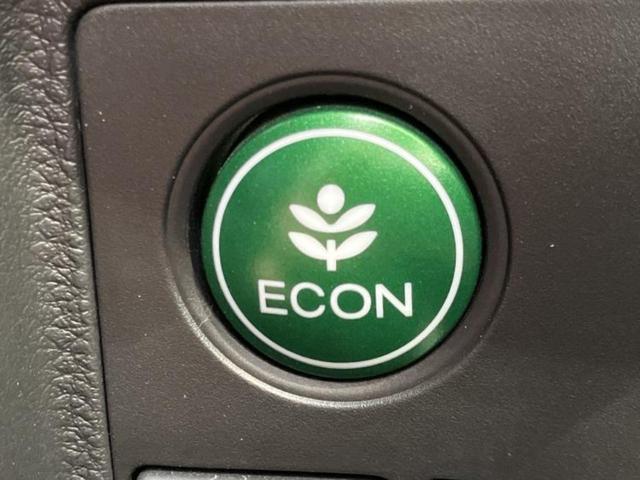 ヴェゼル ハイブリッドＺ・ホンダセンシング　社外　８インチ　ＳＤナビ／シティーブレーキアクティブシステム（ホンダ）／シートヒーター／車線逸脱防止支援システム／シート　ハーフレザー／ドライブレコーダー　前後／ヘッドランプ　ＬＥＤ　バックカメラ（33枚目）