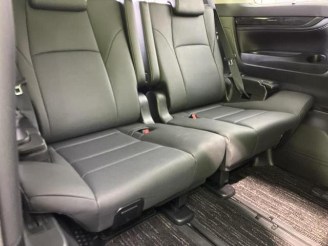 アルファード Ｓ　Ｃパッケージ　新品タイヤ／ディスプレイオーディオ＋ナビ９インチ／フリップダウンモニター　純正　１２．１インチ／デジタルインナーミラー／トヨタセーフティセンス／両側電動スライドドア／シートヒーター　前席　バックカメラ（6枚目）