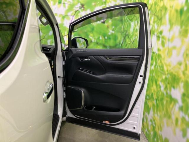 アルファード Ｓ　Ｃパッケージ　新品タイヤ／ディスプレイオーディオ＋ナビ９インチ／フリップダウンモニター　純正　１２．１インチ／デジタルインナーミラー／トヨタセーフティセンス／両側電動スライドドア／シートヒーター　前席　バックカメラ（22枚目）