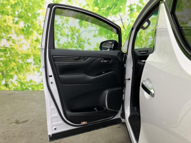 アルファード Ｓ　Ｃパッケージ　新品タイヤ／ディスプレイオーディオ＋ナビ９インチ／フリップダウンモニター　純正　１２．１インチ／デジタルインナーミラー／トヨタセーフティセンス／両側電動スライドドア／シートヒーター　前席　バックカメラ（24枚目）