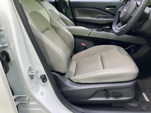 オーラ Ｇ　ＢＯＳＥ／保証書／純正　８インチ　ＳＤナビ／インテリジェントルームミラー／エマージェンシーブレーキ／全方位モニター／車線逸脱防止支援システム／シート　ハーフレザー／プロパイロット　衝突被害軽減システム（4枚目）