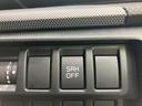 運転席からの操作で、様々な機能をON/OFFできます。直感的に操作できるので、運転に集中できます。安全運転をサポートします。