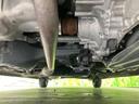 車両前方側の下廻り画像です。エンジン付近から車両中央部までの状態を確認いただけます。◆ご購入前に気になる下廻りの様子を把握したい方は、店頭スタッフまでお問い合わせ下さい。