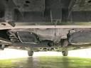車両前方側の下廻り画像です。エンジン付近から車両中央部までの状態を確認いただけます。◆ご購入前に気になる下廻りの様子を把握したい方は、店頭スタッフまでお問い合わせ下さい。