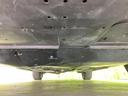 車両前方側の下廻り画像です。エンジン付近から車両中央部までの状態を確認いただけます。◆ご購入前に気になる下廻りの様子を把握したい方は、店頭スタッフまでお問い合わせ下さい。