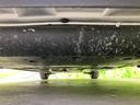 車両前方側の下廻り画像です。エンジン付近から車両中央部までの状態を確認いただけます。◆ご購入前に気になる下廻りの様子を把握したい方は、店頭スタッフまでお問い合わせ下さい。