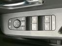 日常の運転を左右するスイッチ類です。分かりやすい操作感で、快適なドライブを支援します。