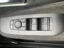 日常の運転を助けるスイッチ類です。わかりやすい操作感で、快適なドライブをサポートします。
