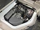 機能性を重視したエンジンルームです。各部が整理されており、メンテナンスも行いやすい構成になっています。